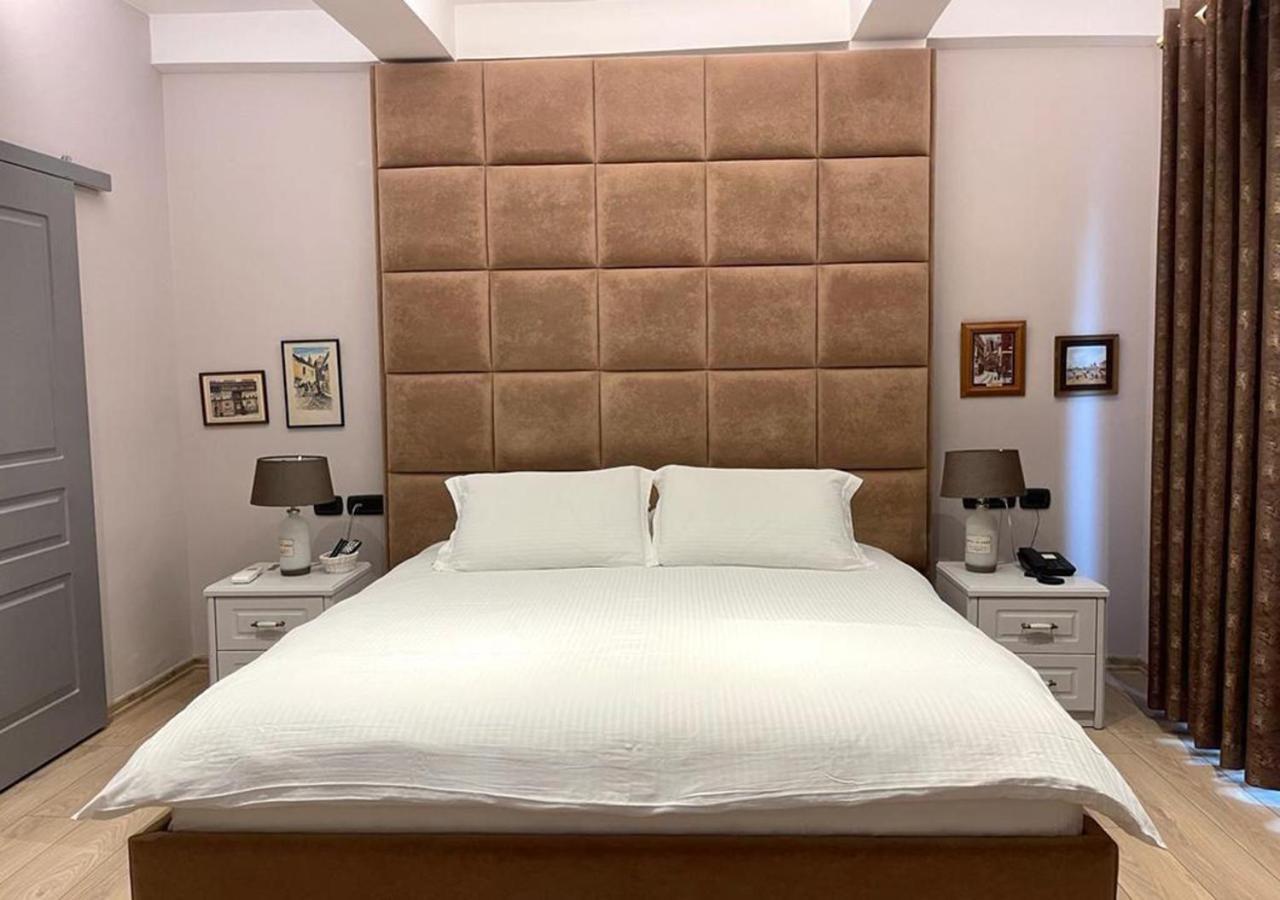 Vila Shard Boutique Hotel Tirana Zewnętrze zdjęcie