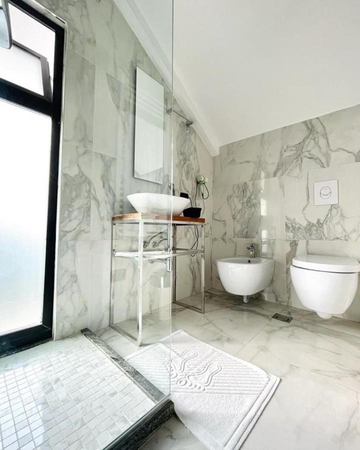 Vila Shard Boutique Hotel Tirana Zewnętrze zdjęcie