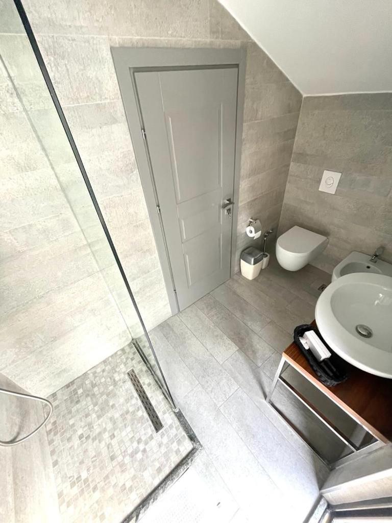 Vila Shard Boutique Hotel Tirana Zewnętrze zdjęcie